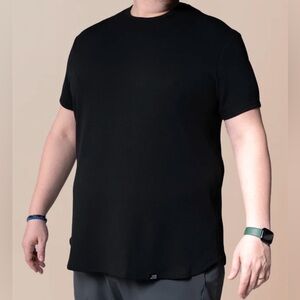 Dak Prescott Owned ONE BONE bullet black tee.
Black- Men’s 0 (XL)